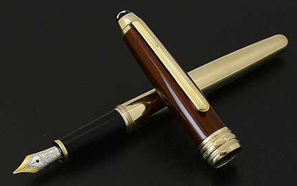 MONTBLANC TRUE PRINCESS 144 ARTISAN FOUNTAIN PEN COMES WITH BOX AND PAPERS